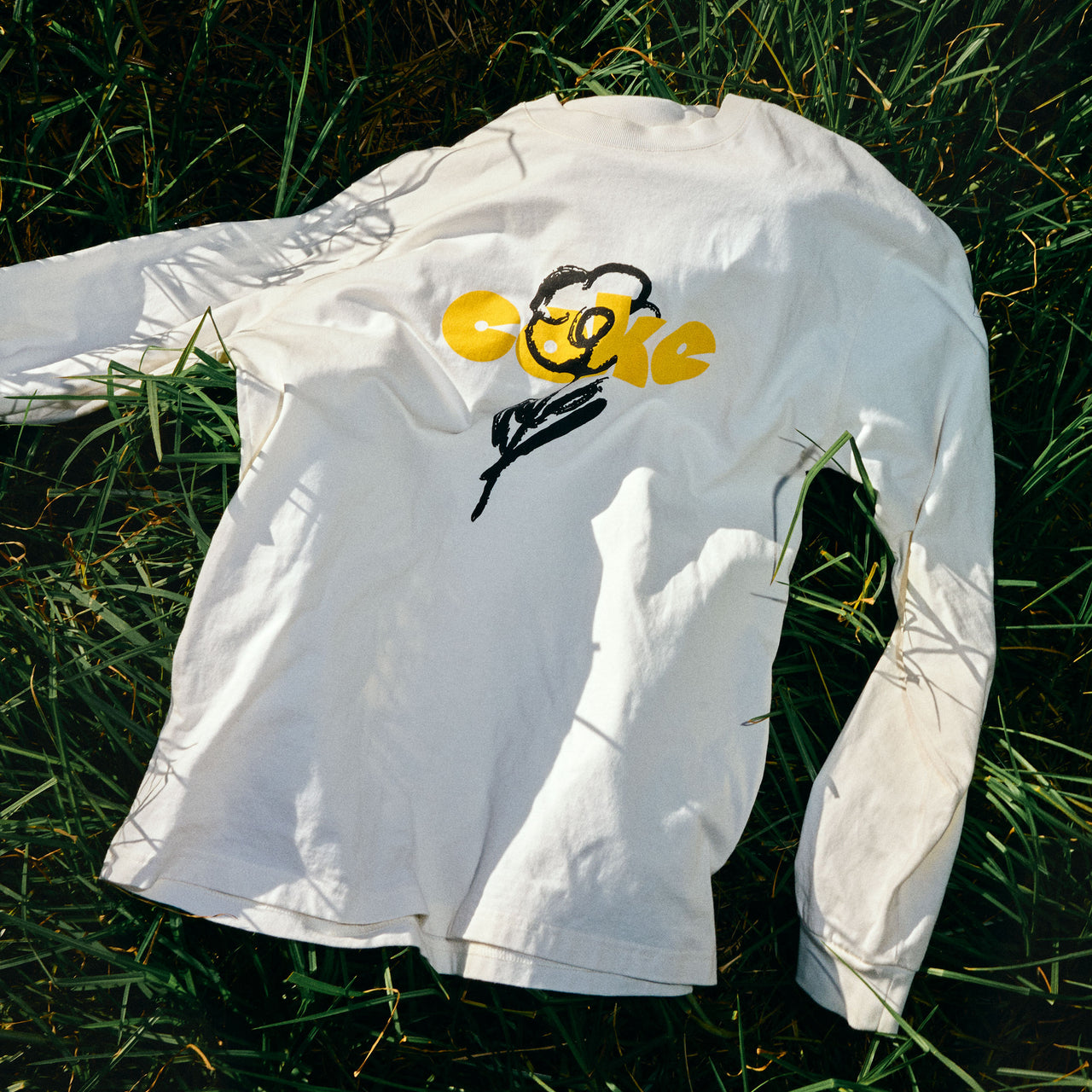 CAKE LONG SLEEVE T-SHIRT  (COLOUR: OAT MILK)
